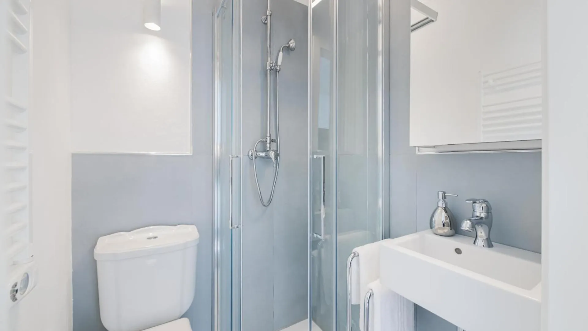 Easylife - Monolocale Soppalcato In Porta Romana Milánó Apartman
